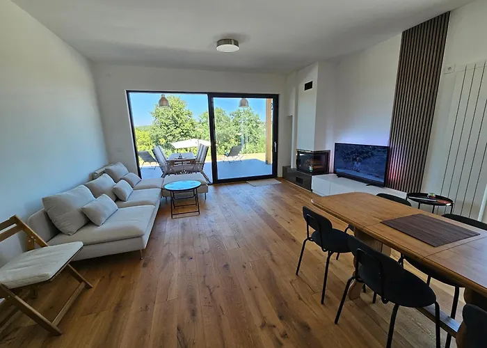 K42 Pool House Villa *